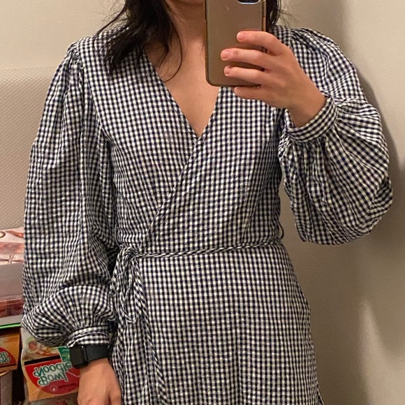 Oak and fort wrap midi dress - Picture 3 of 3